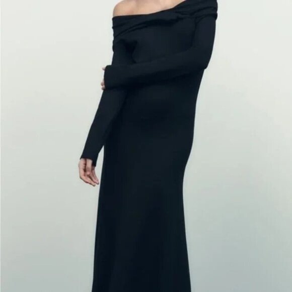 Zara Limited Edition Off the Shoulders Dress NWT Size Large Fits Medium - Picture 4 of 10